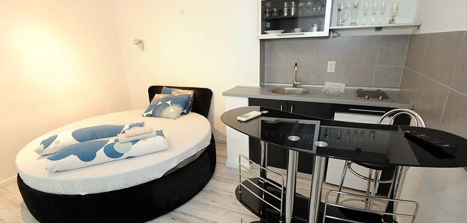 HOSTEL-JEDRO-DOO-BEOGRAD